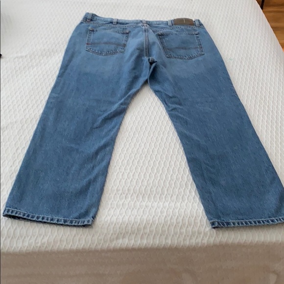 Tommy Hilfiger Jeans Classic Fit - Picture 4 of 10